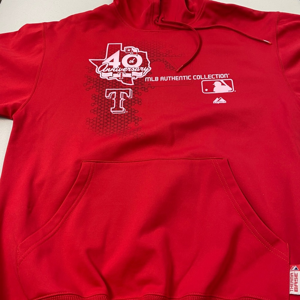 Texas Rangers sweatshirt